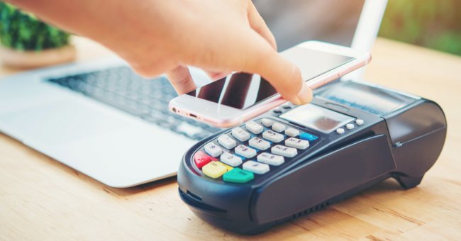 Еще один украинский банк подключился к Apple Pay - «Банки»