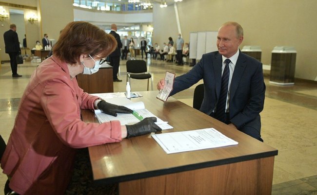 Путин поблагодарил россиян за поддержку и доверие - «Экономика»
