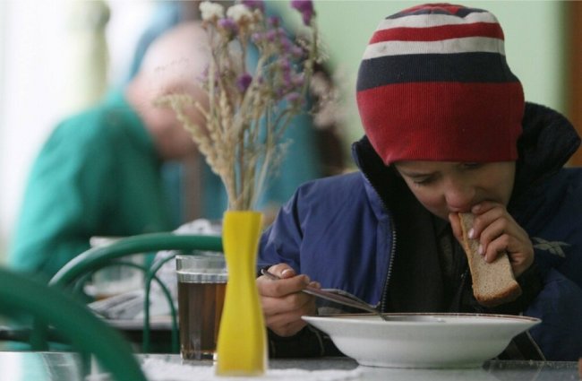 Каждый пятый ребенок в России жил за чертой бедности - «Экономика»