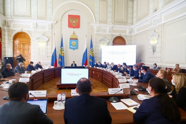 Губернатор Астраханской области поручил министрам выполнять показатели нацпроектов в полном объеме и в срок - «Экономика»