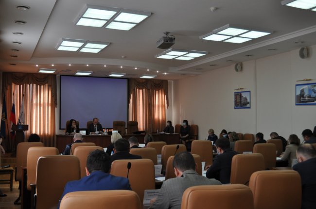 В городской думе выбрали председателей комитетов - «Экономика»