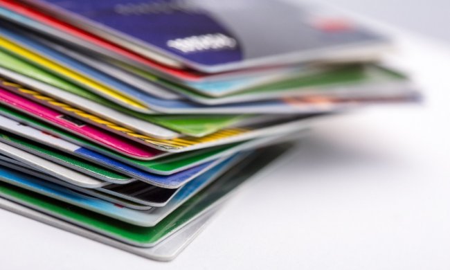Сколько и где могут сэкономить те, у кого есть премиальная карточка Visa - «Банки»