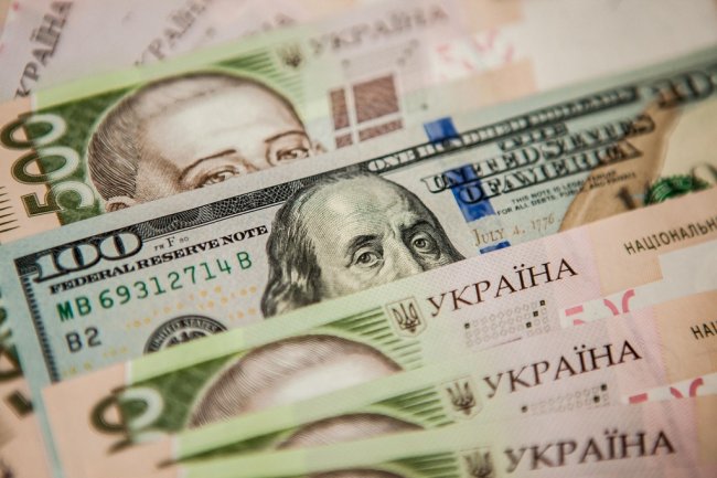 Тренд на валютном рынке изменился: украинцы начали покупать доллары - «Банки»