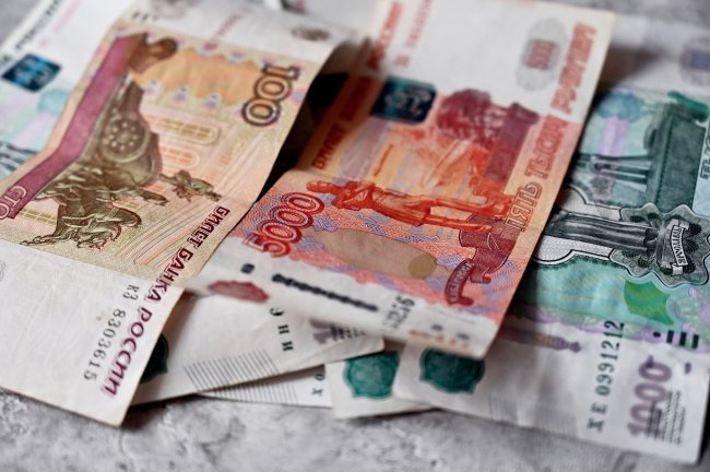 Астрахань остается лидером ЮФО по зарплатам - «Экономика»