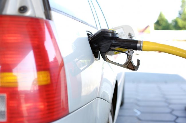 Ситуацию с ценами на бензин в Астраханской области обсудят на заседании оперативного штаба - «Экономика»