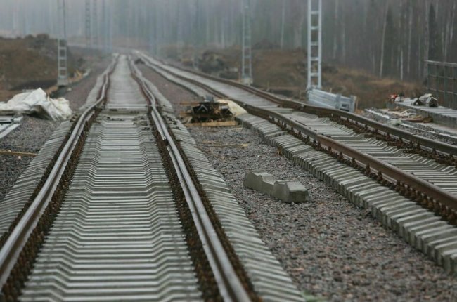 В России могут увеличить штраф за переход железнодорожных путей в неположенном месте - «Экономика»